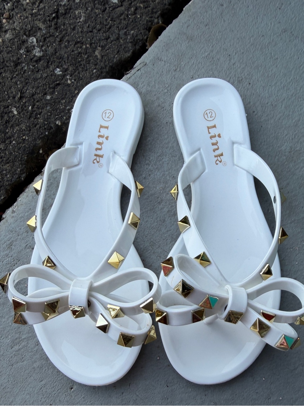 Link White Jelly Bow Sandals with Gold Stud Accents